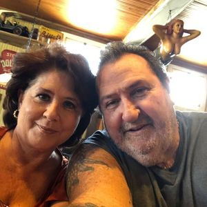 Meet your Posher, Johnie